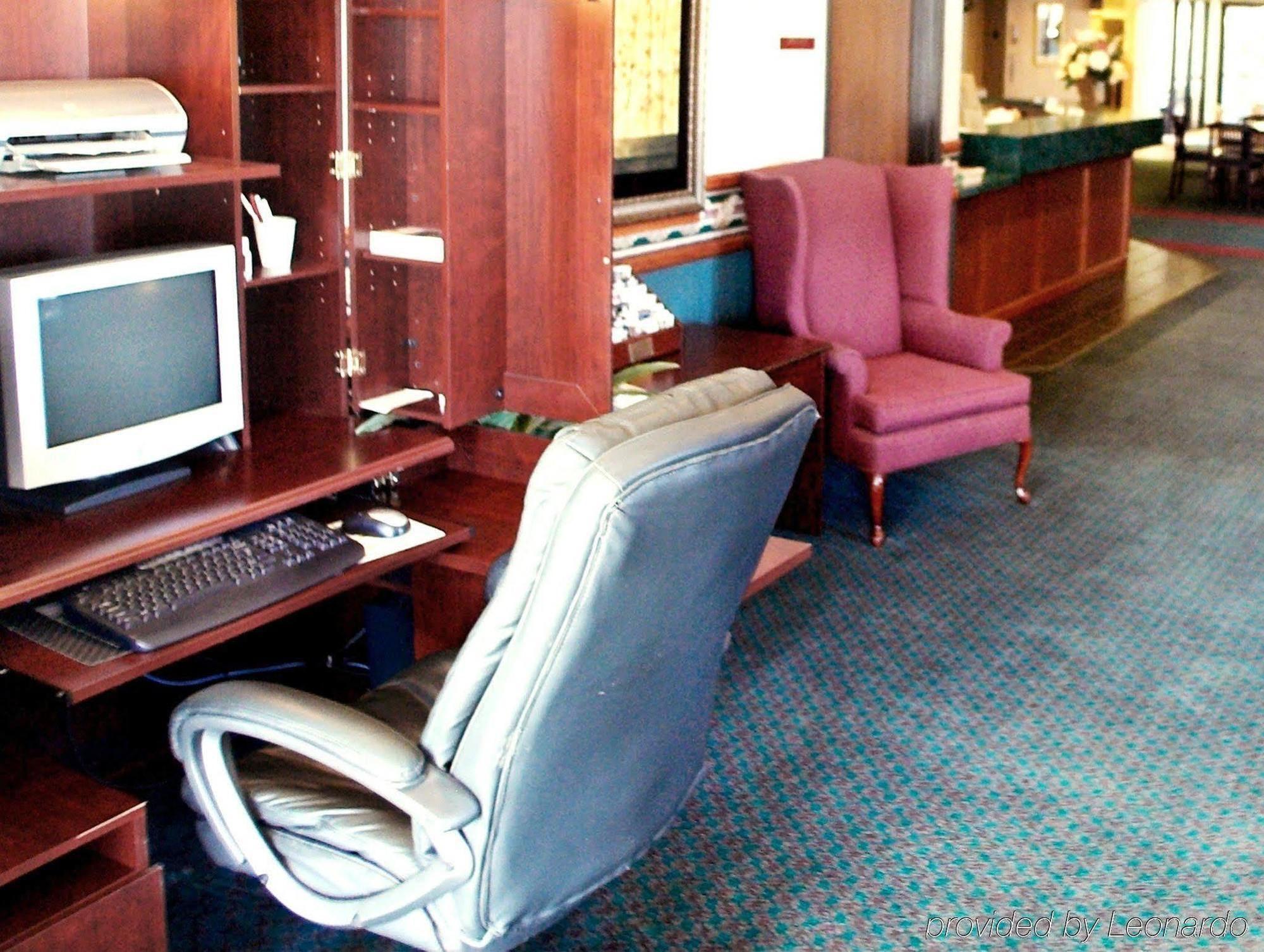 Americas Best Value Inn And Suites Saint Charles Eksteriør billede