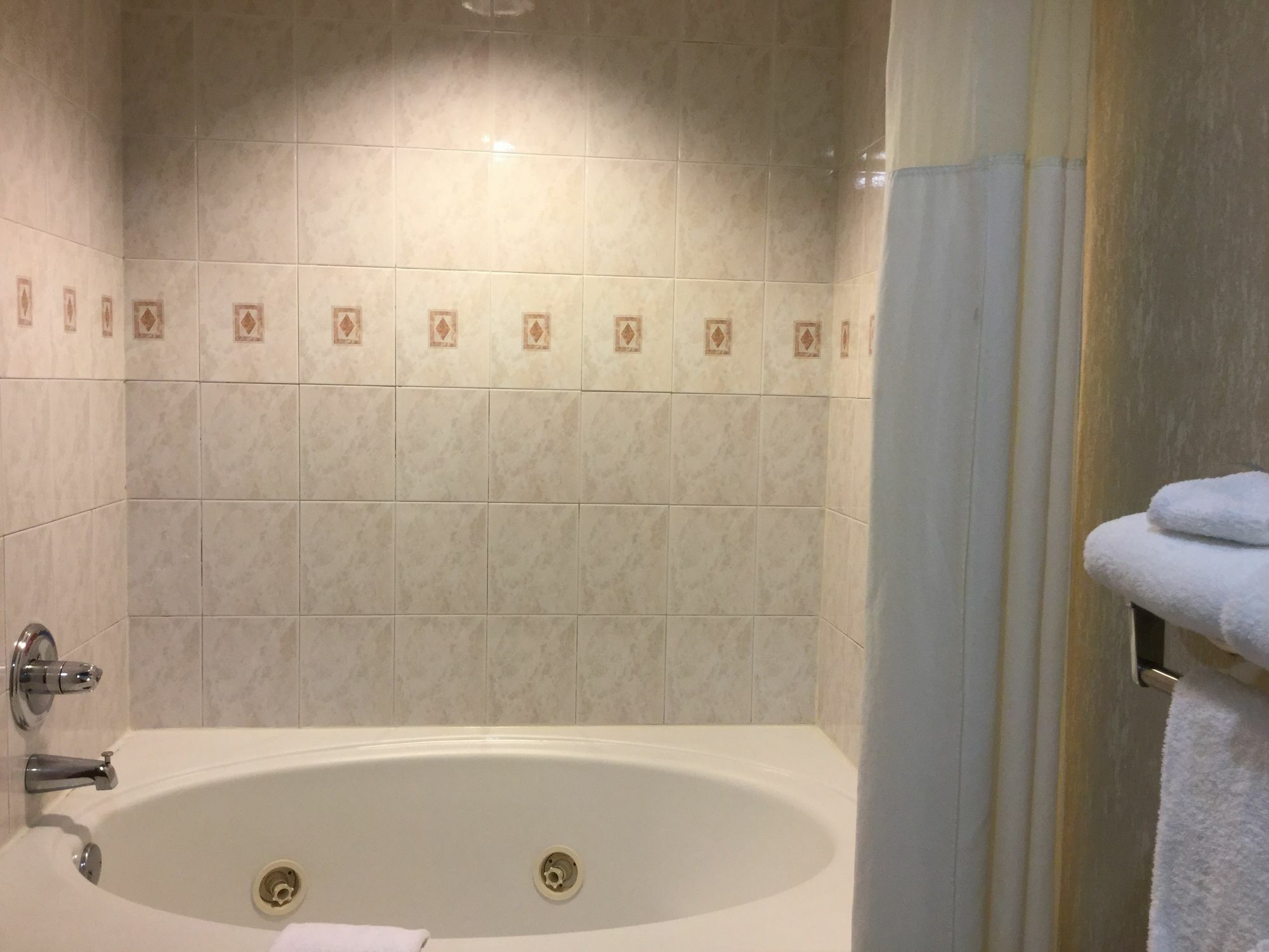 Americas Best Value Inn And Suites Saint Charles Eksteriør billede